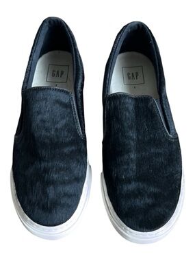 GAP Black Calf Hair Slip On Sneaker Loafer Women Size 7
